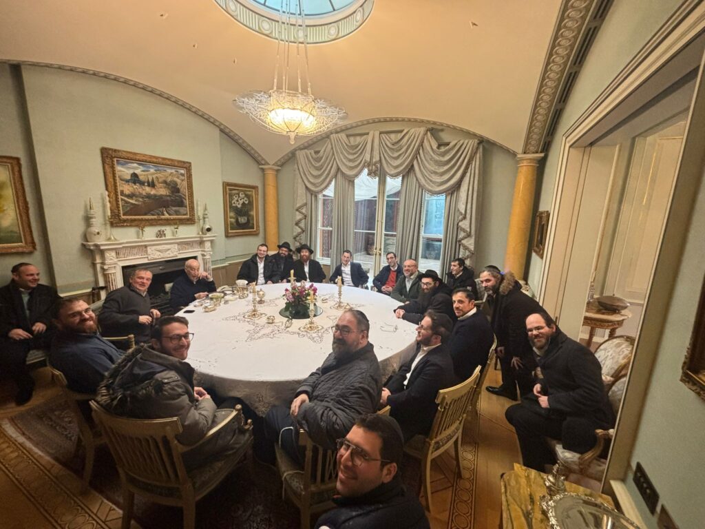 Lord David Alliance speaking to the rabbinic training academy