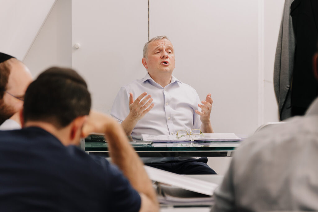 Rabbi Shaul Rosenblatt talking at the Rabbinic Training Academy